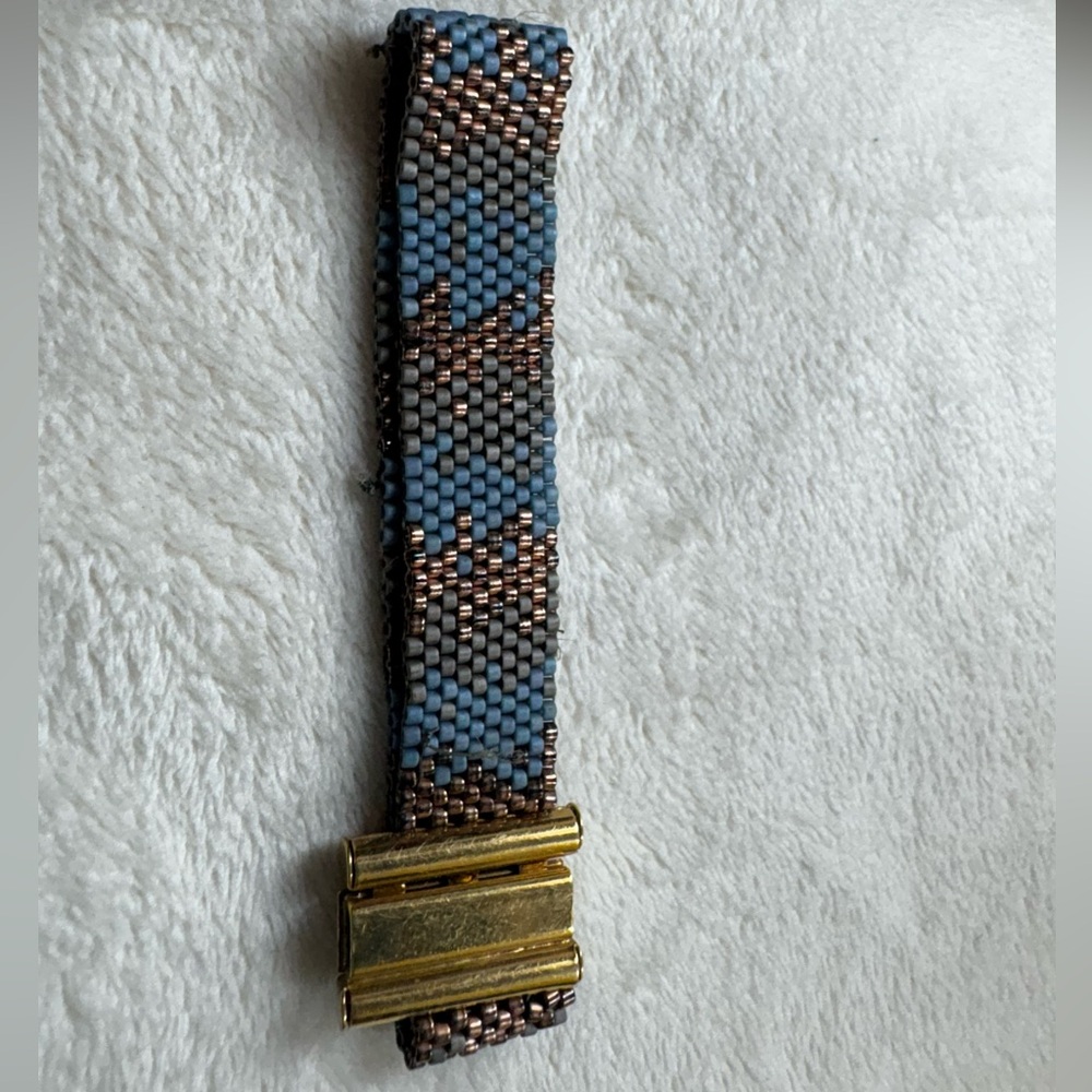 Handcrafted Beaded Bracelet with Gold Clasp